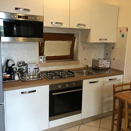 Apartmán Casa Lorenzo Desenzano del Garda Exteriér fotografie